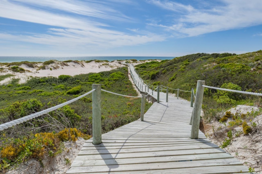 2 Bedroom Property for Sale in Struisbaai Western Cape